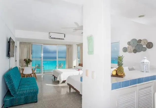 Recámara con vista al mar del departamento 604AB en Salvia, Zona Hotelera de Cancún