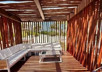 Palapa lounge en las áreas comunes de La Amada, Costa Mujeres, Cancún