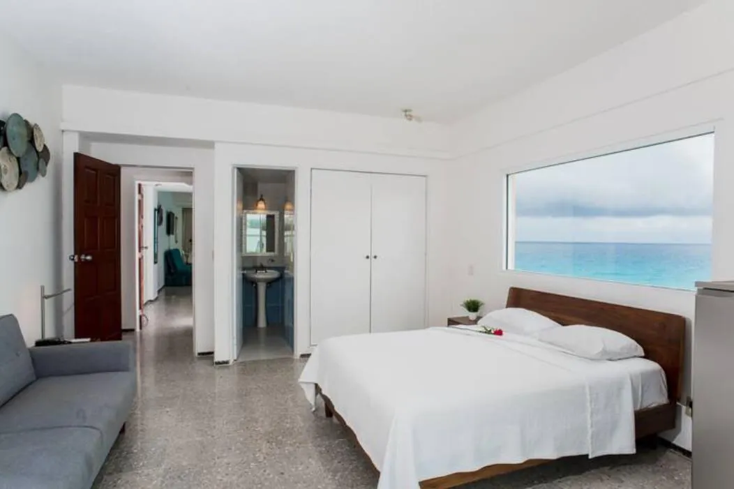 Recámara secundaria con baño del departamento 604AB en Salvia, Zona Hotelera de Cancún